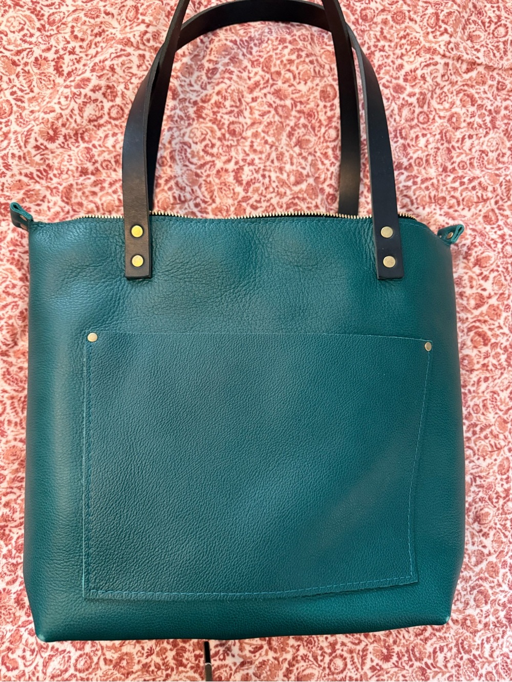 Portland Leather Medium Sea Glass Zipper Tote